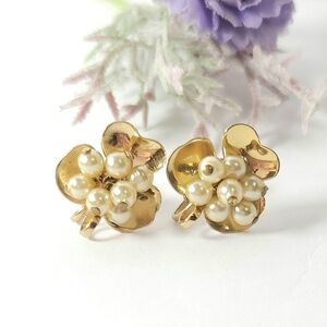 Vintage Gold Plated Clover Leaf & Pearl Beaded Cluster Earrings Screw Back